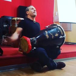 Il ritmo tribale_workshop in percussioni con Giovanni Imparato 2